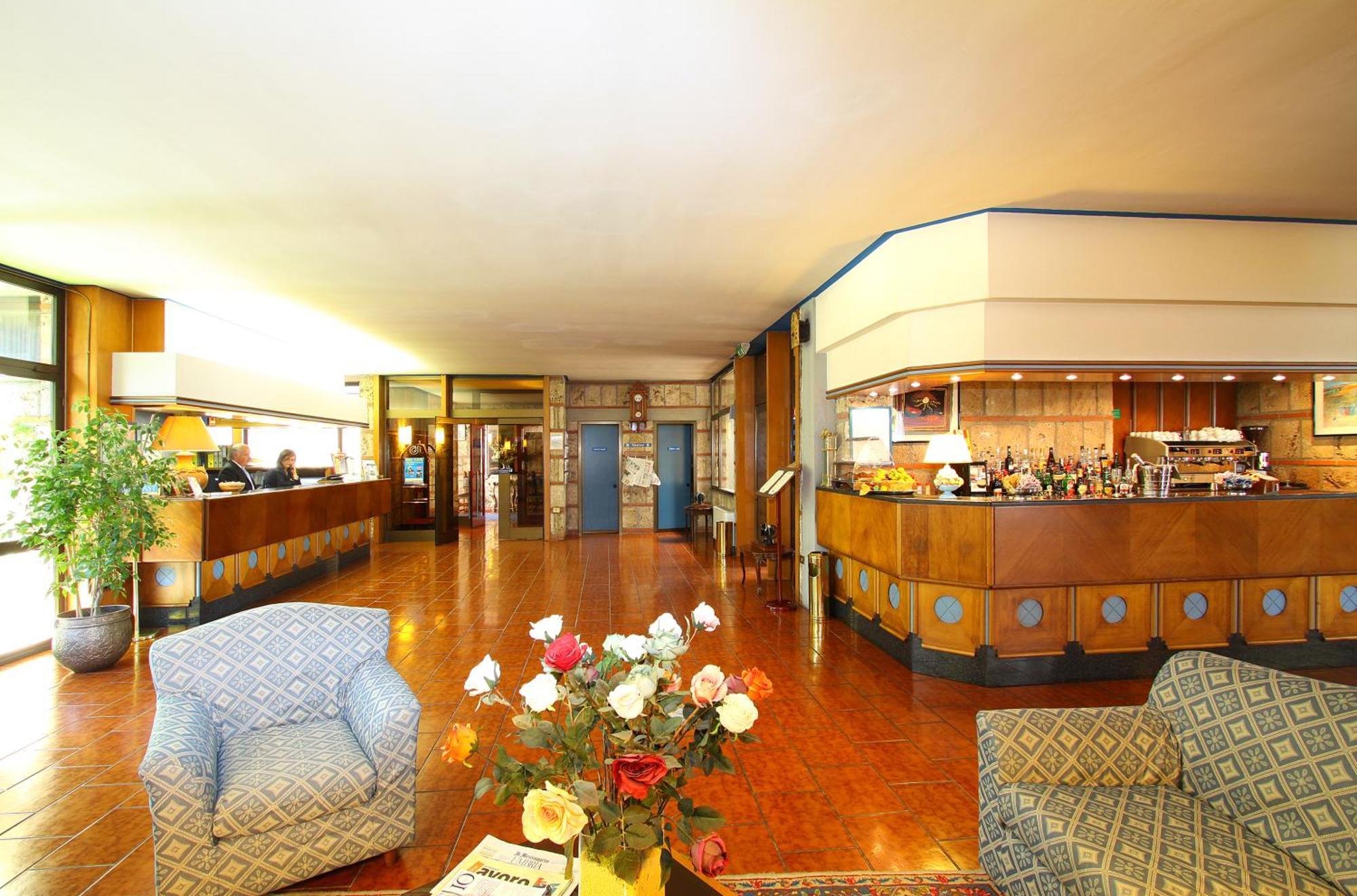 Hotel Garden Terni Exterior foto