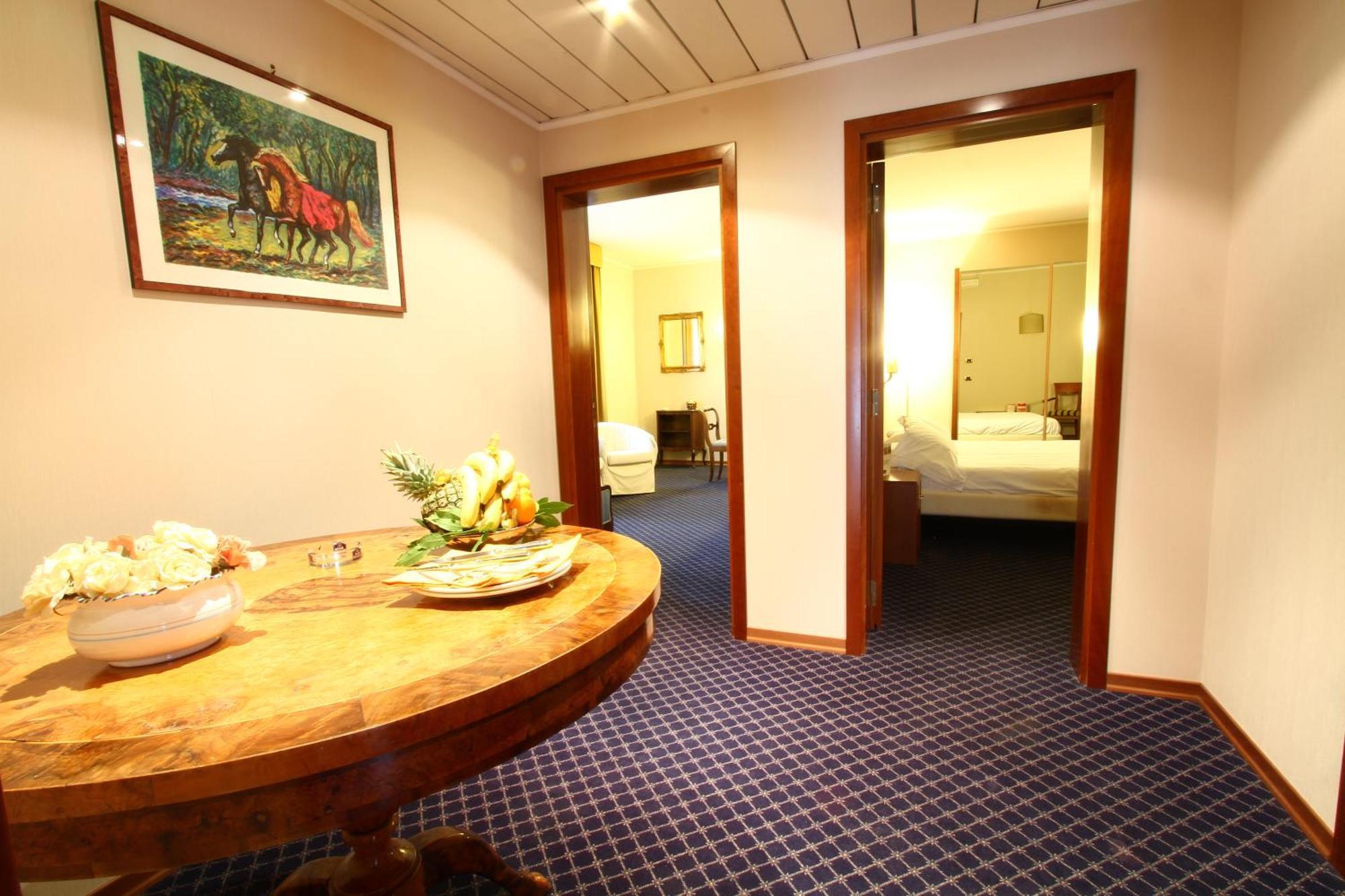 Hotel Garden Terni Exterior foto